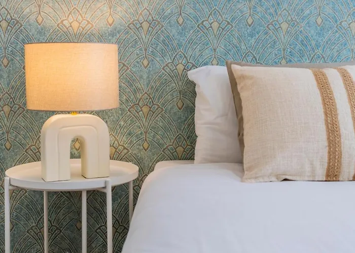 Urban Retreat By Lovelystay Apartman *