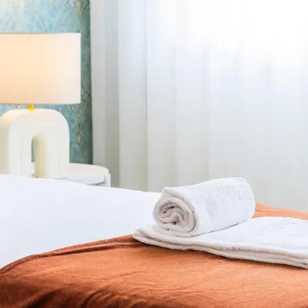 Urban Retreat By Lovelystay Apartment *